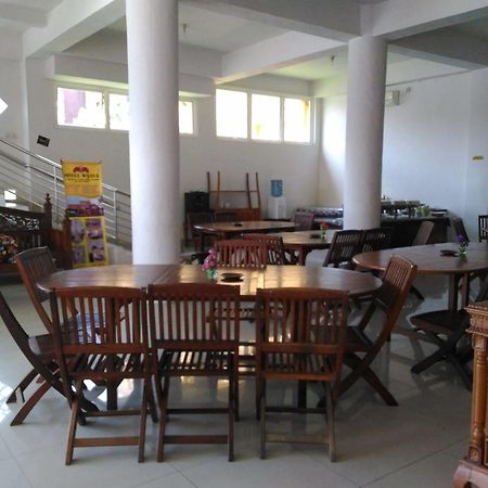 Oyo 586 Hotel Wijaya Kalasan Extérieur photo